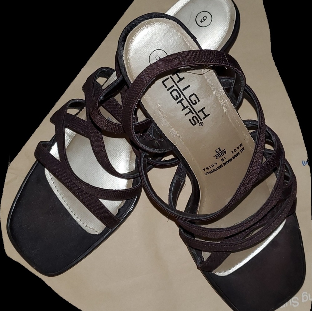 Highlights Brand Brown 3" Heel Sandals Size 9M